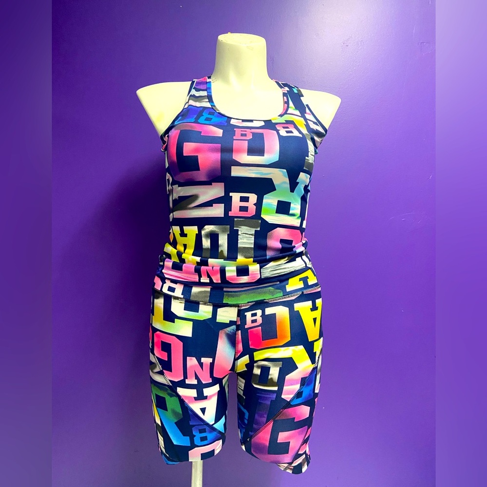 ❤️💜 NWT women’s athletic 2 piece set by Yuna Fashion